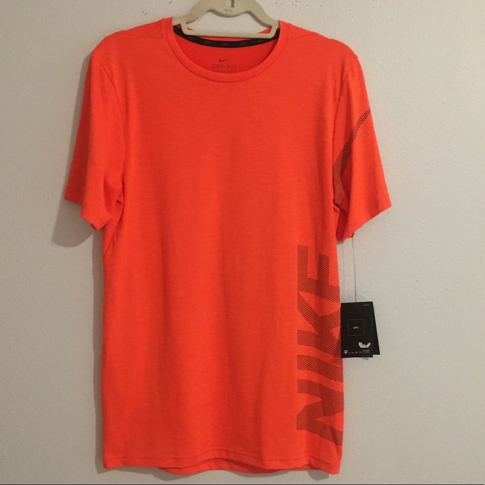 Nike Men T Shirt